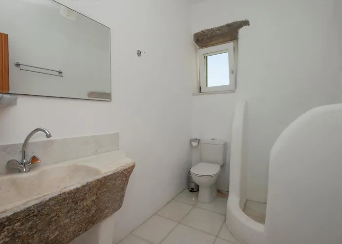 Aeolos With 2 Private Pools